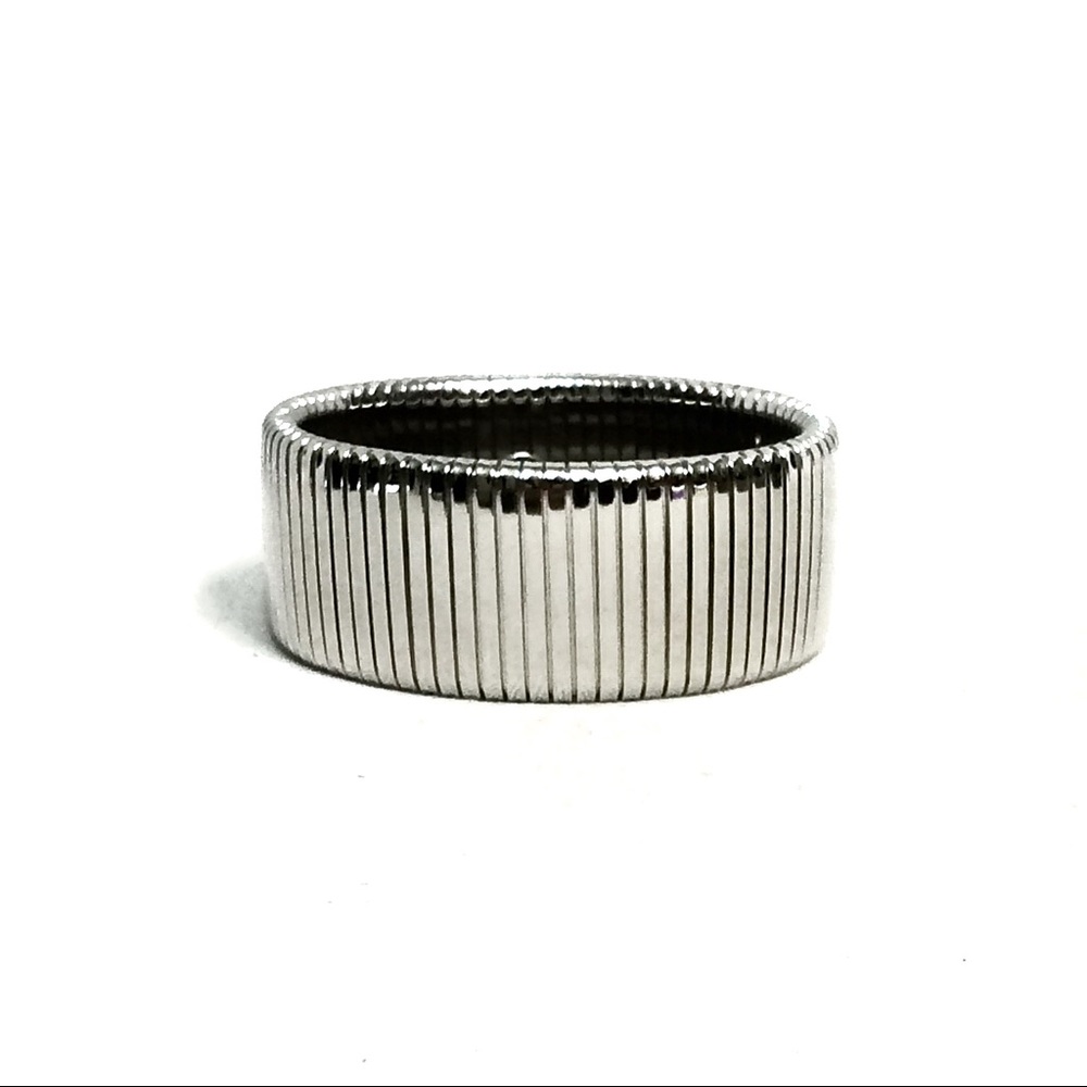 Elegant Silver Bracelet